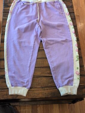Carmico Floral Lavender Dragonfly Jogger Sweatpants